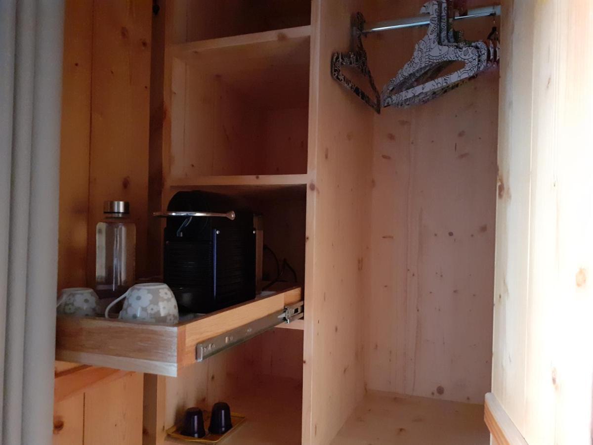 Bed and Breakfast Les Abeilles Romont Esterno foto